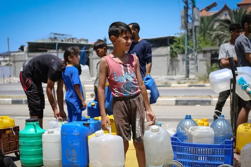 حملة سقيا المياه لأهالي غزة
