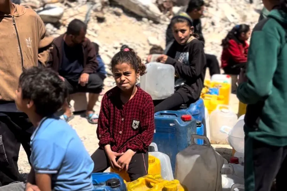 حملة سقيا المياه لأهالي غزة
